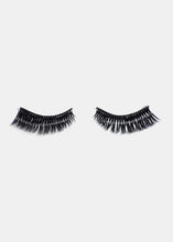 Load image into Gallery viewer, AOA Studio Eyelashes - Violet