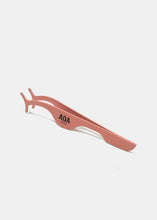 Load image into Gallery viewer, AOA Eyelash Applicator