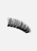 Load image into Gallery viewer, AOA Studio Eyelashes - Aria
