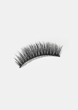 Load image into Gallery viewer, Paw Paw: 3D Faux Mink Lashes - Gaia
