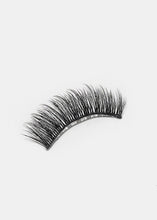 Load image into Gallery viewer, Paw Paw: 3D Faux Mink Lashes - Carlene
