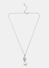 Load image into Gallery viewer, Pearl &amp; Rhinestone Necklace Set
